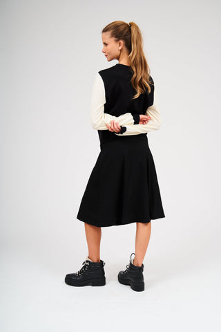 Daniella Faye Black Riva SHISHI Pull On 27" Skirt