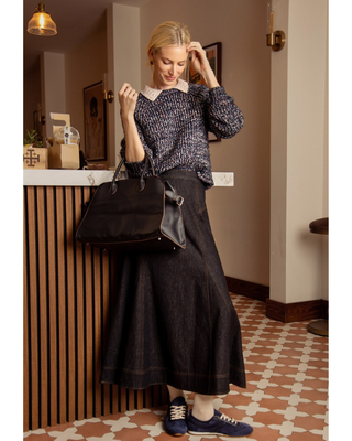 NUA7146 Black Denim V Seams Panel 36" Stride Skirt