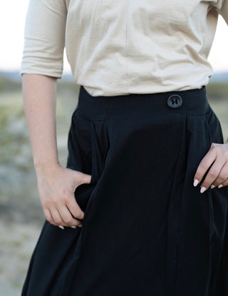S2016 Black Side Pleated Button Tencel 36" Skirt with Pockets